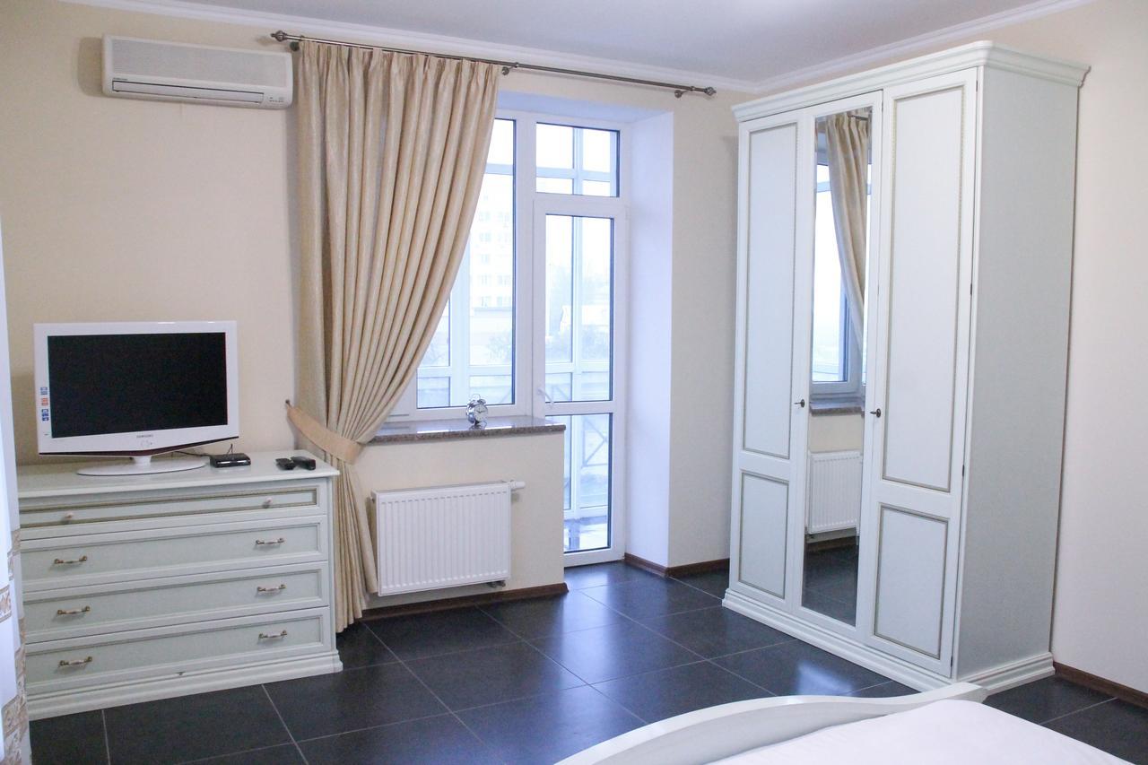 Apartment On Lukyanovska 키예프 외부 사진
